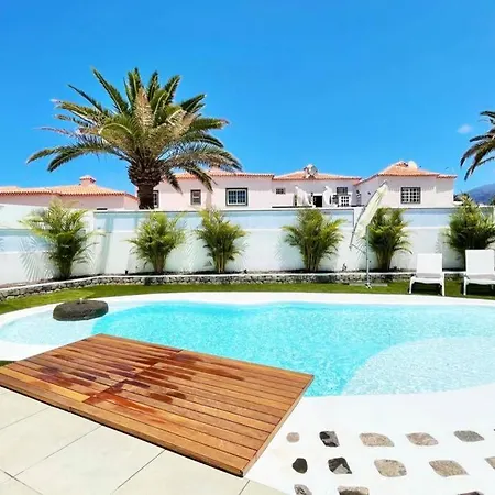 Dom wakacyjny Taucho - Private, Heatable Pool, Bbq, 4 Bedrooms -