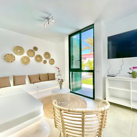 Dom wakacyjny Taucho - Private, Heatable Pool, Bbq, 4 Bedrooms -